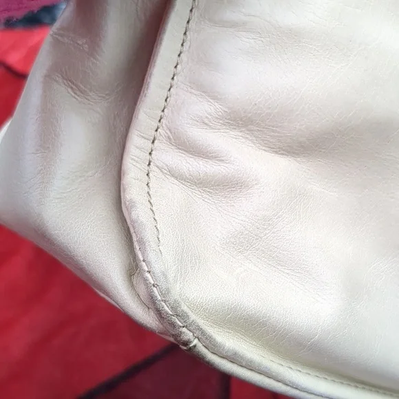 Hobo cream handbag - Picture 6 of 16